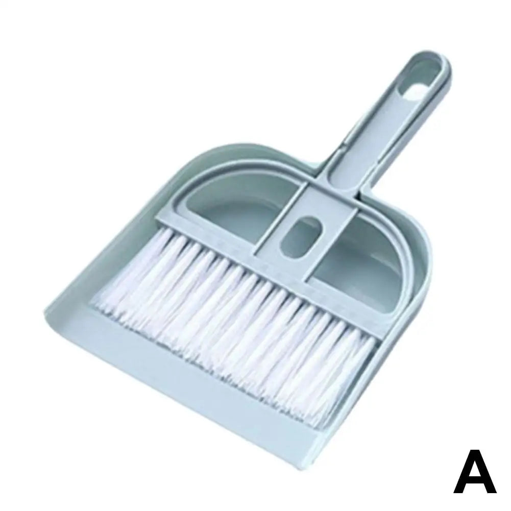 Mini Pet Dustpan & Brush Set – Cat, Hamster & Small Animal Cleaning Tool