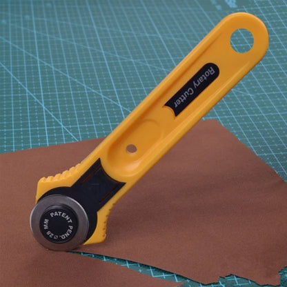 Rotary Fabric Cutter