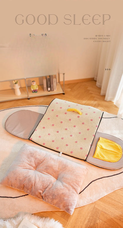Insulated Enclosed Dog Cave Bed for Autumn & Winter