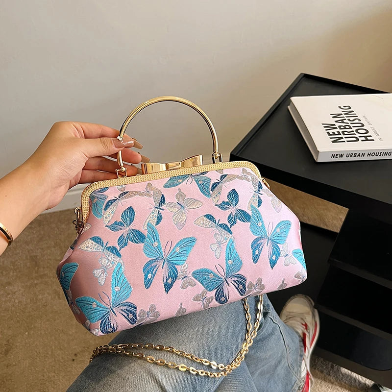Vintage Embroidered Chain Clutch Handbag
