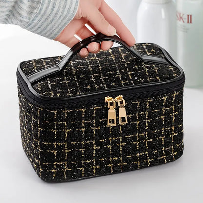 Large Capacity Portable Cosmetic Bag