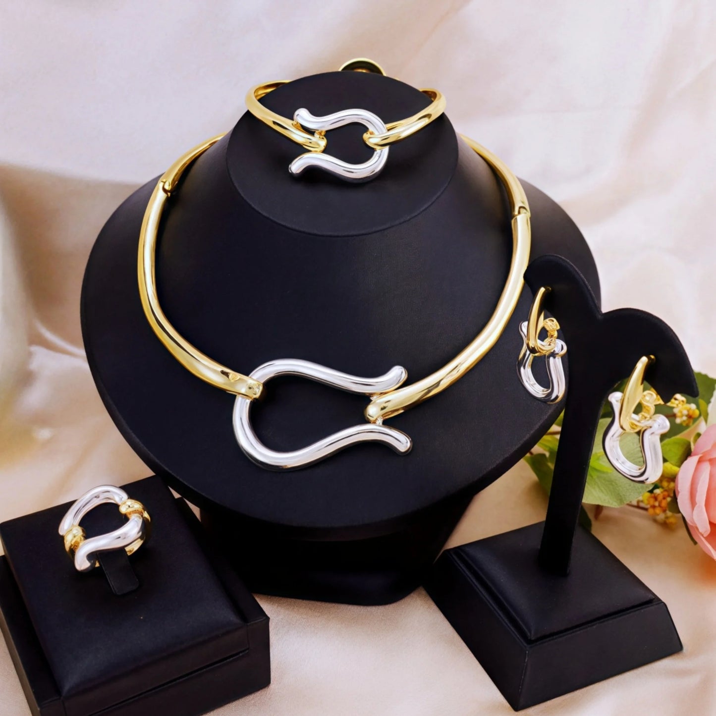 Wedding Jewelry Set – Choker Necklace, Earrings, Bracelet & Ring