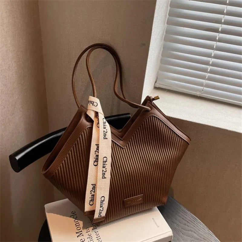 Love Design Large Capacity Tote Bag