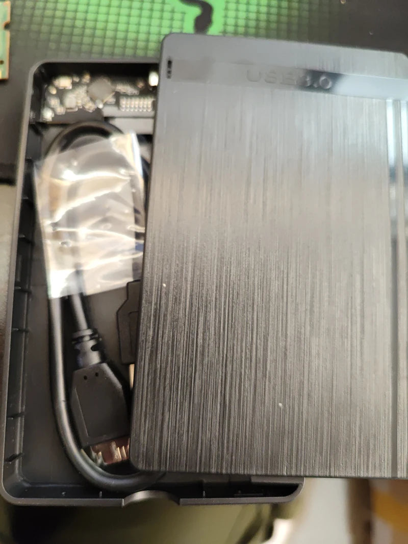 UTHAI 2.5” SATA SSD & HDD USB 3.1 External Enclosure