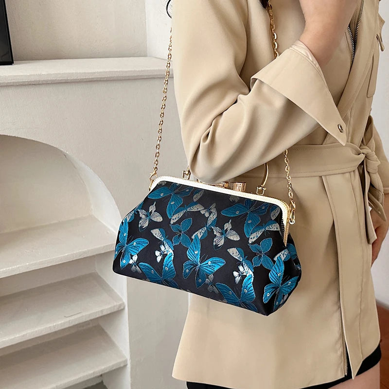 Vintage Embroidered Chain Clutch Handbag