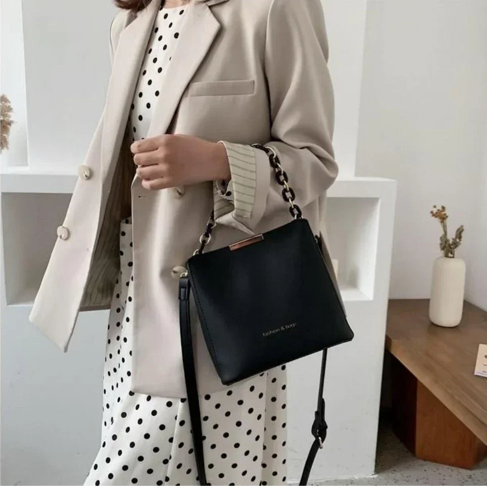 Minimalist Chain Bucket Crossbody Bag