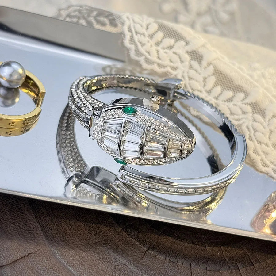 Women's Luxury Snake Bracelet Quartz Fashion Watch