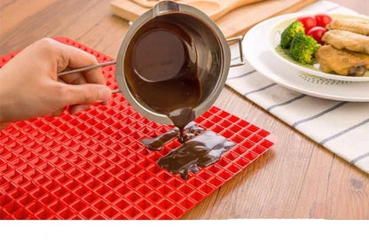 Silicone Pyramid Baking Mat for Oven, BBQ & Pizza