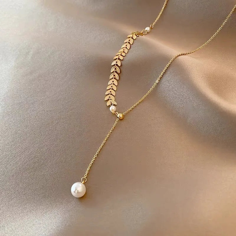18K AU750 Gold Freshwater Pearl Wheat Ear Necklace