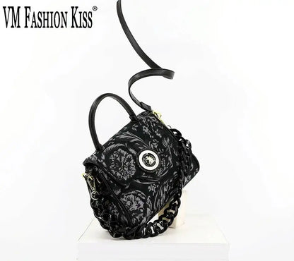 Luxury Women's Crossbody Bag with Fashion Chain Strap