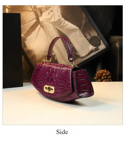 Elegant Women’s Saddle Crossbody Bag
