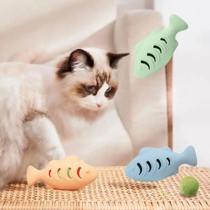 Interactive Silicone Fish Treat Dispenser Cat Toy