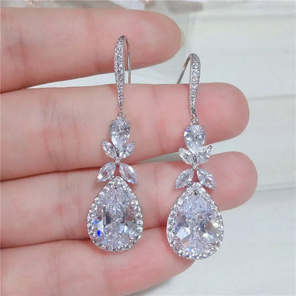 Zakol Elegant Shiny Cubic Zirconia Leaf Tassel Earrings