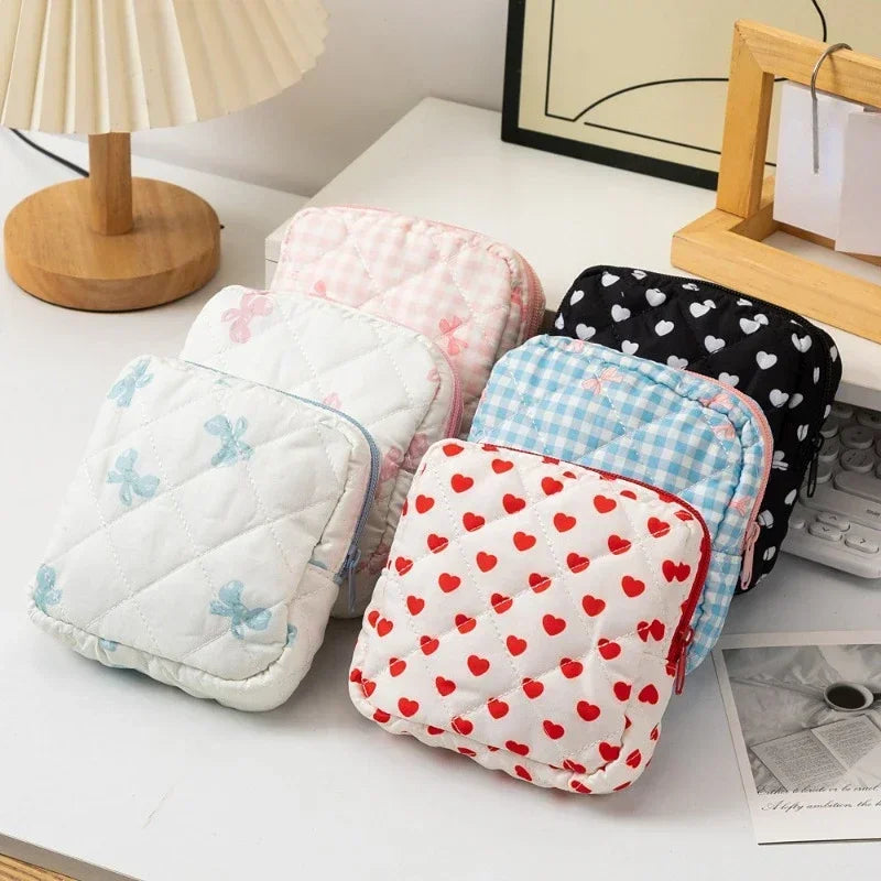 Heart Print Feminine Hygiene Storage Pouch