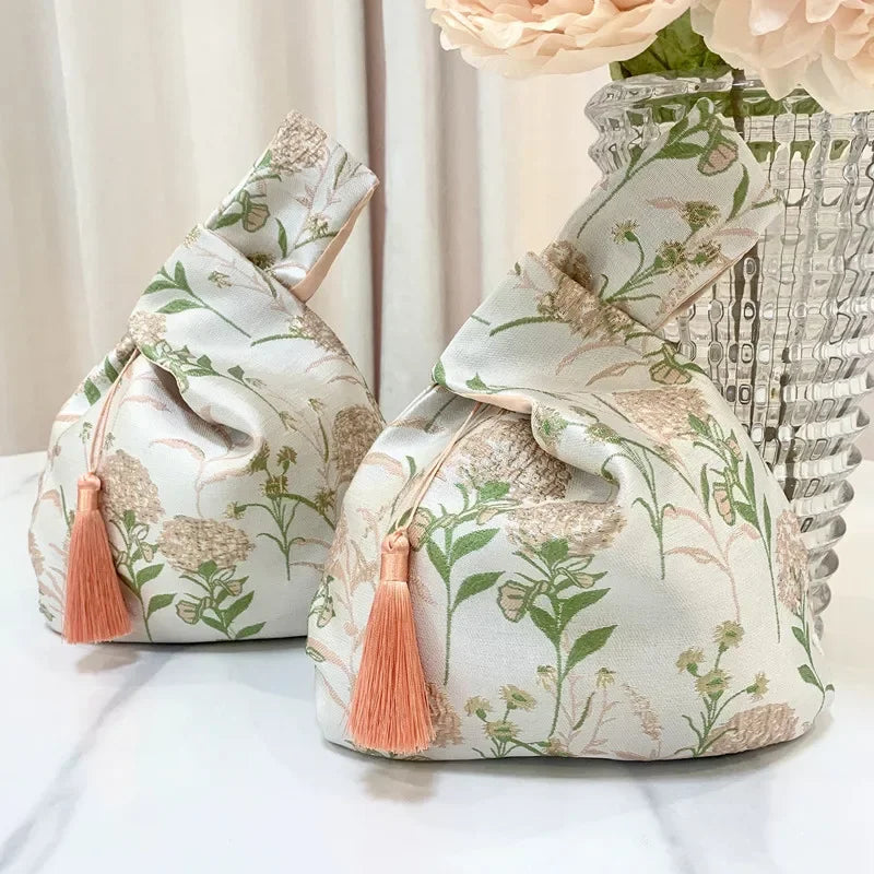 Chinese Style Embroidered Knot Wrist Bag