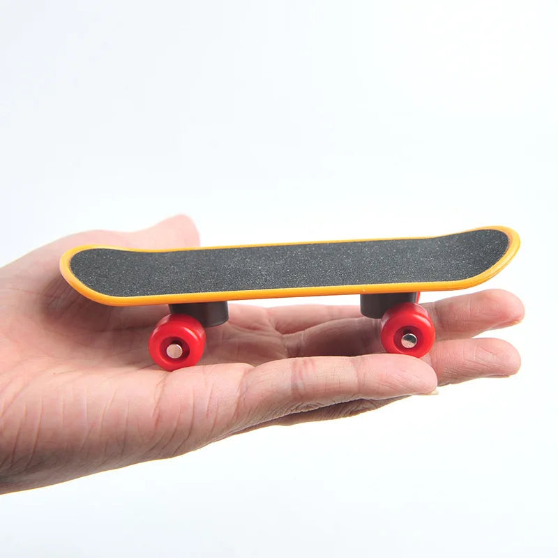 Mini Parrot Skateboard Toy