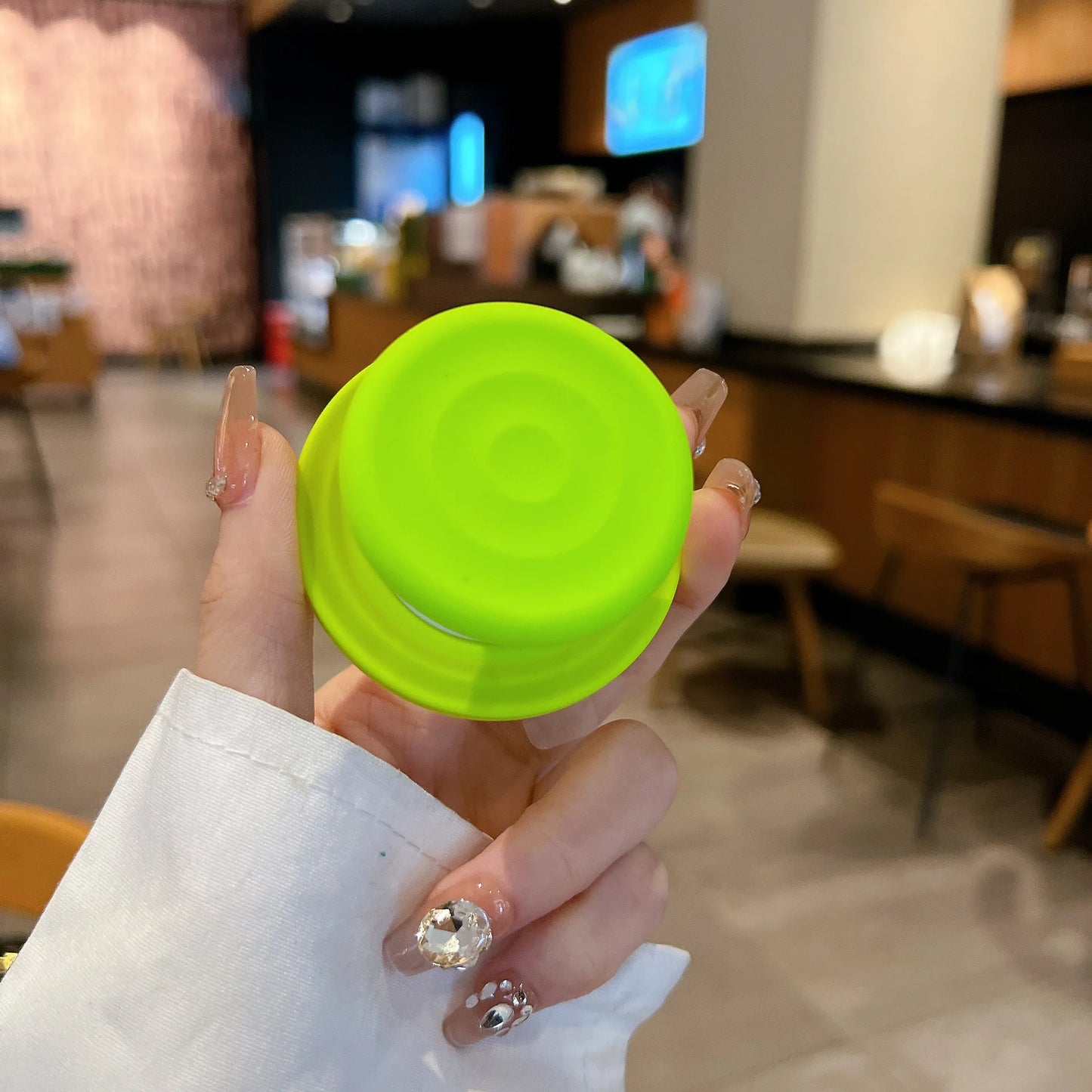 Water Ripple Silicone MagSafe Phone Grip Holder