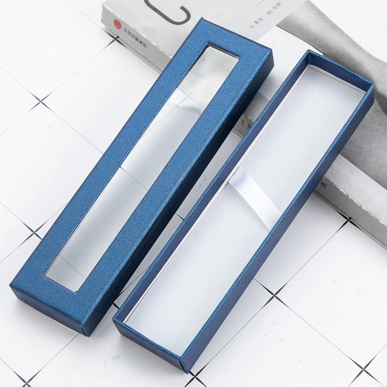 Elegant Paper Pen Gift Box