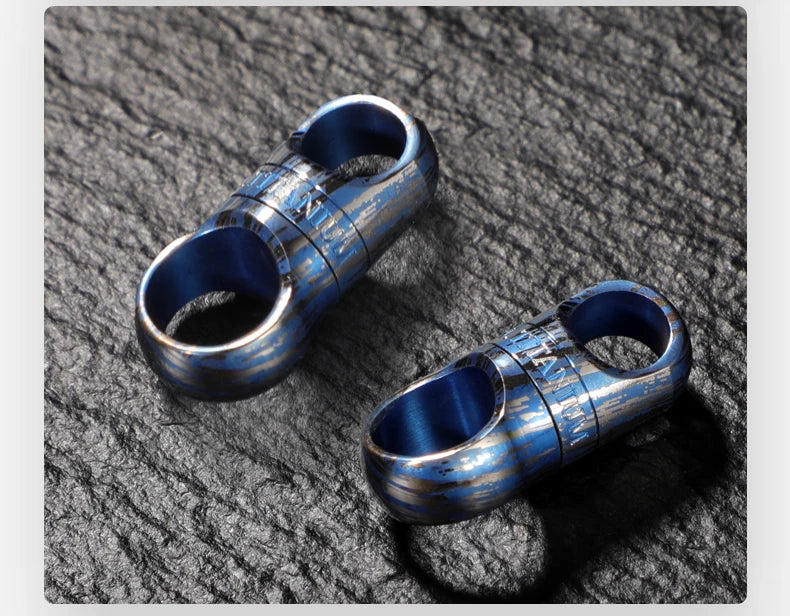 360° Rotating Titanium Keychain Clip