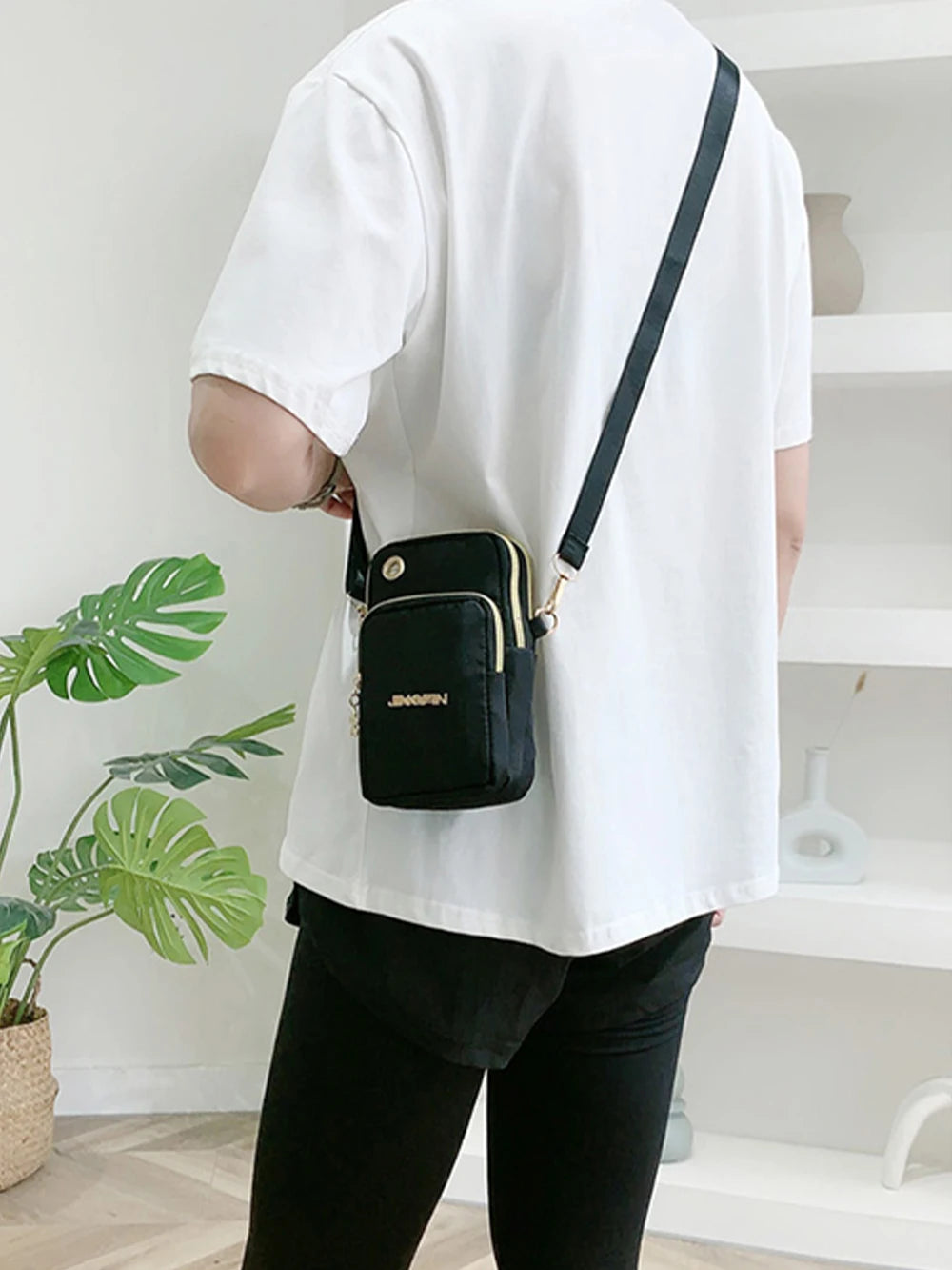 Women’s Oxford Phone Crossbody Bag