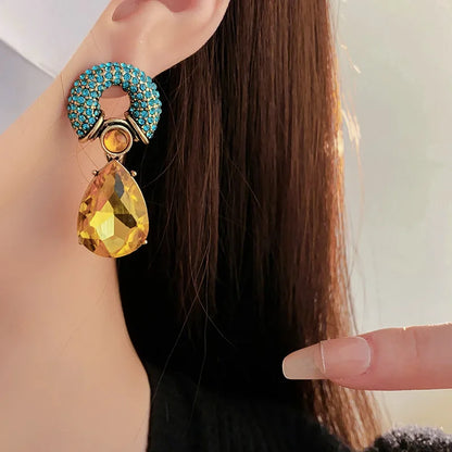 Rhinestone Circle Water Drop Metal Earrings