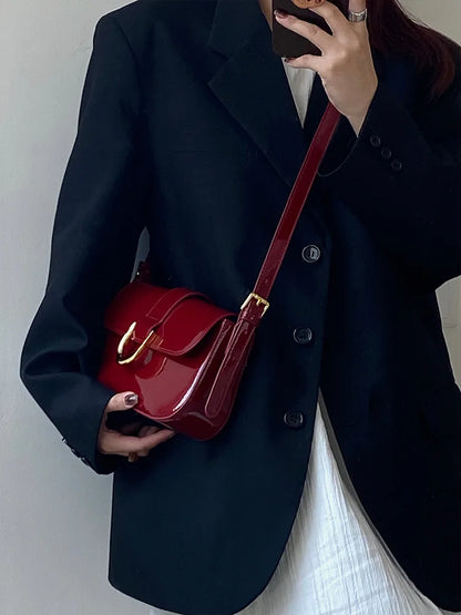 Vintage Horseshoe Buckle Crossbody Shoulder Bag