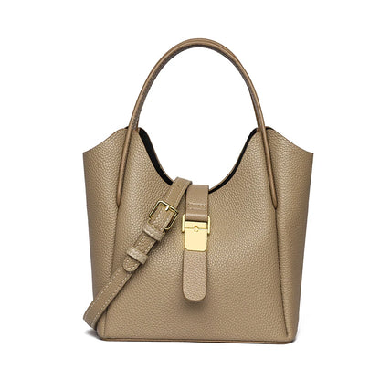 Luxury Cow Leather Messenger Bag with Multiple Compartments