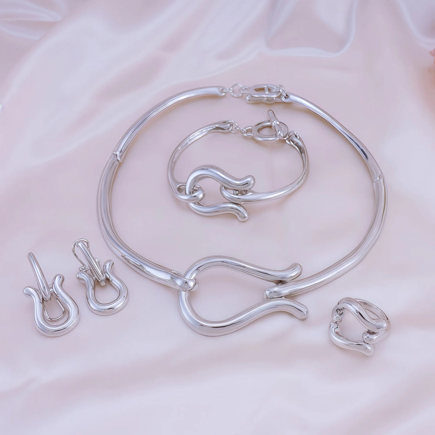 Wedding Jewelry Set – Choker Necklace, Earrings, Bracelet & Ring