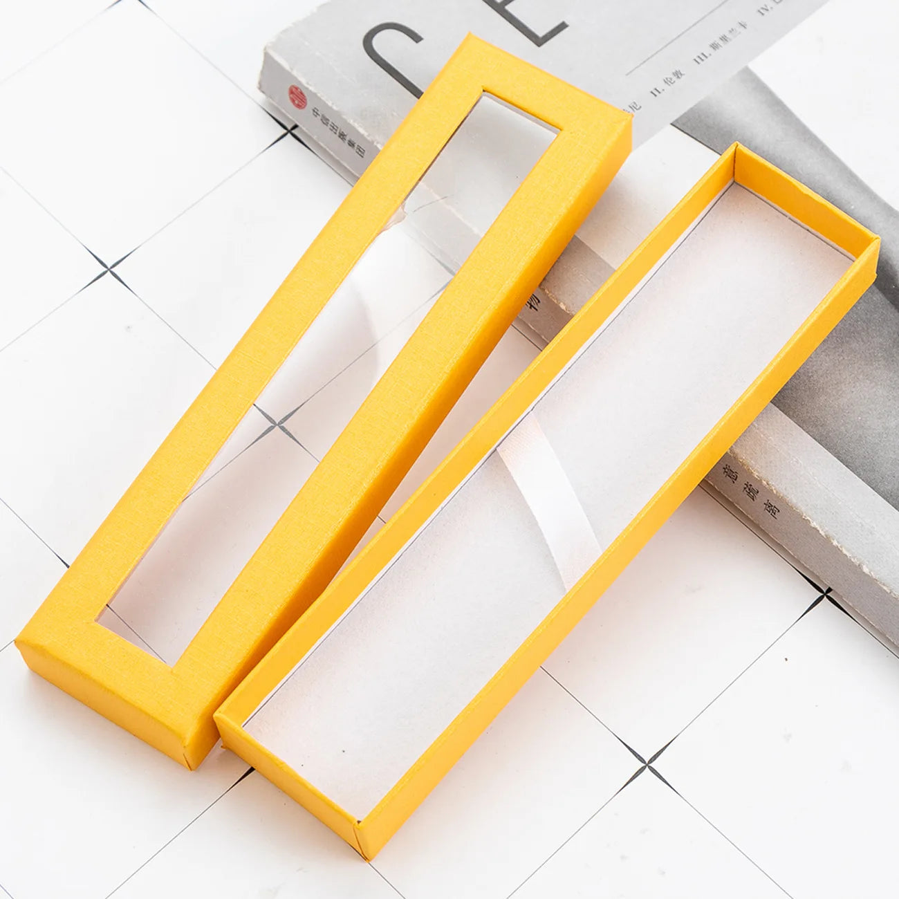 Elegant Paper Pen Gift Box