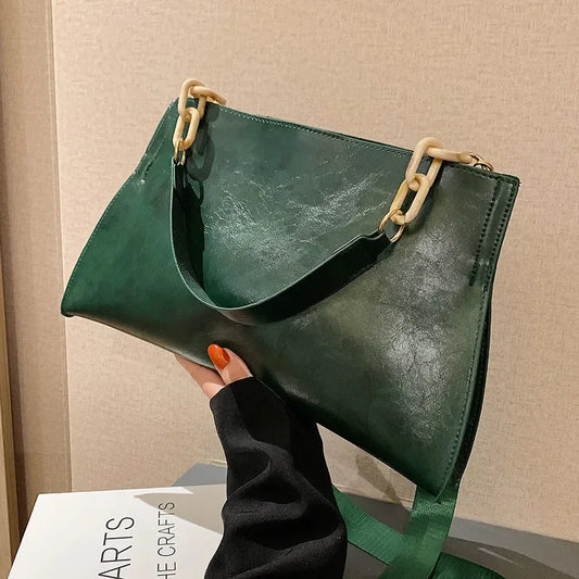 Elegant Women’s Underarm Tote Bag with Chain Accent