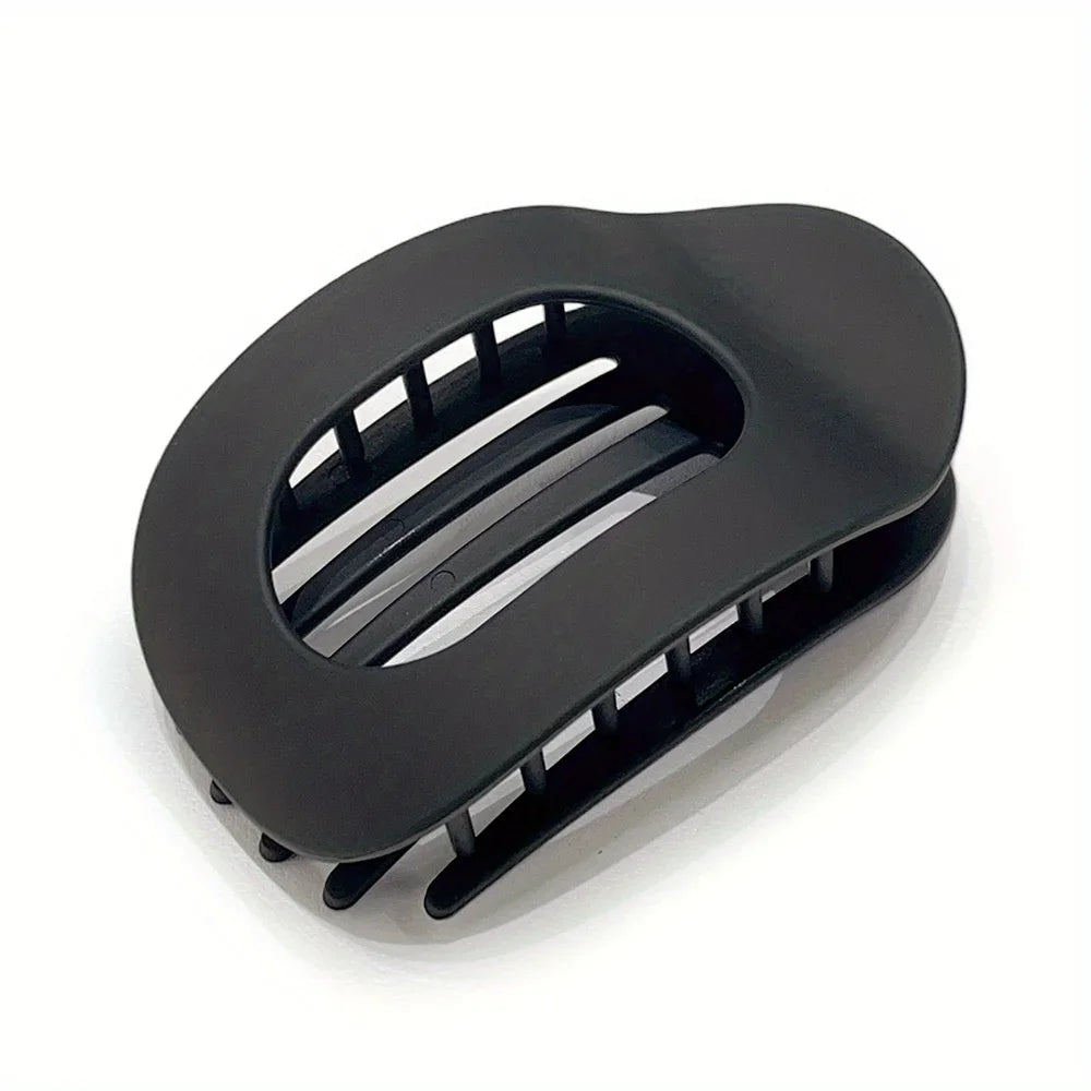 Oval Leopard Hair Claw Clip