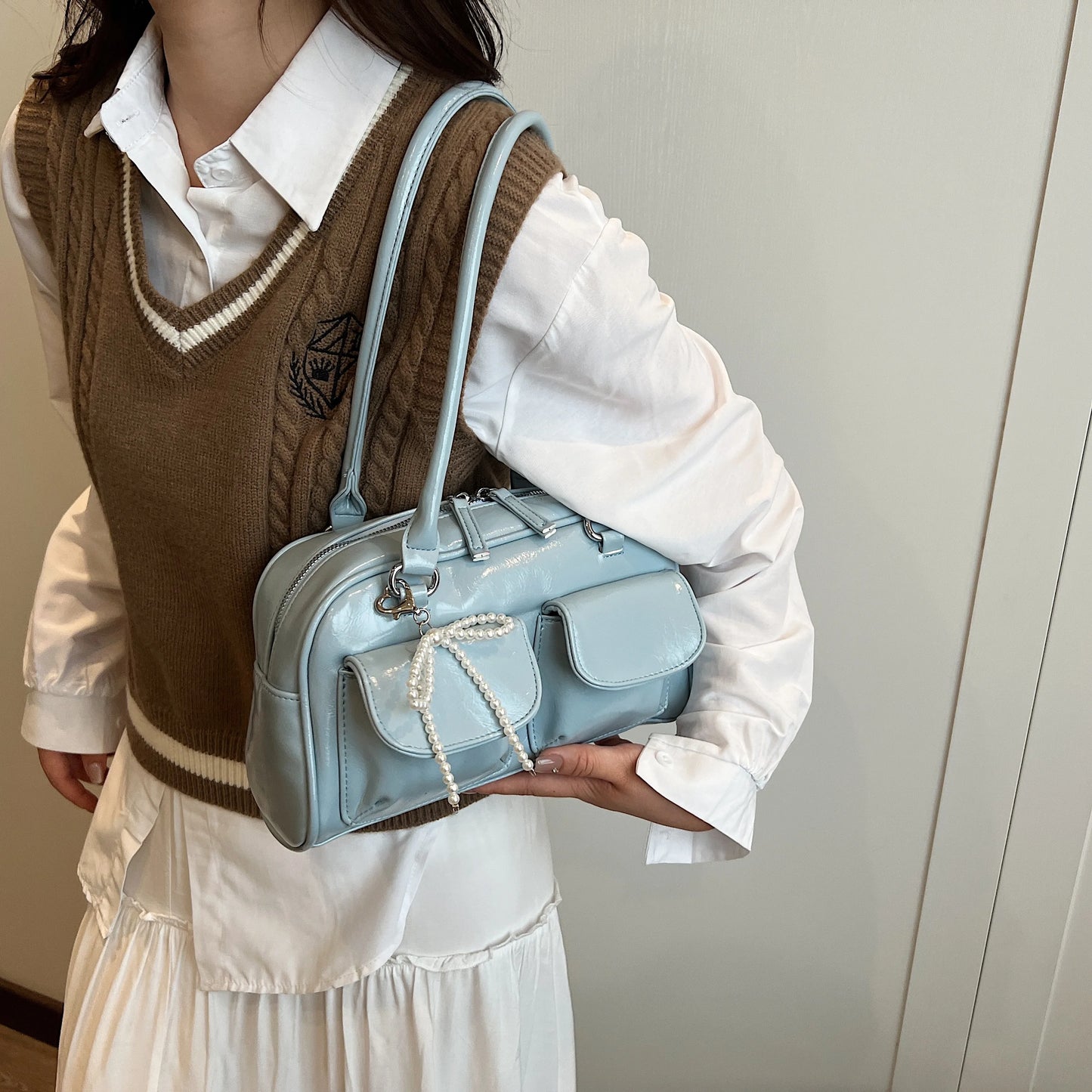 Bow Accent Shoulder Handbag