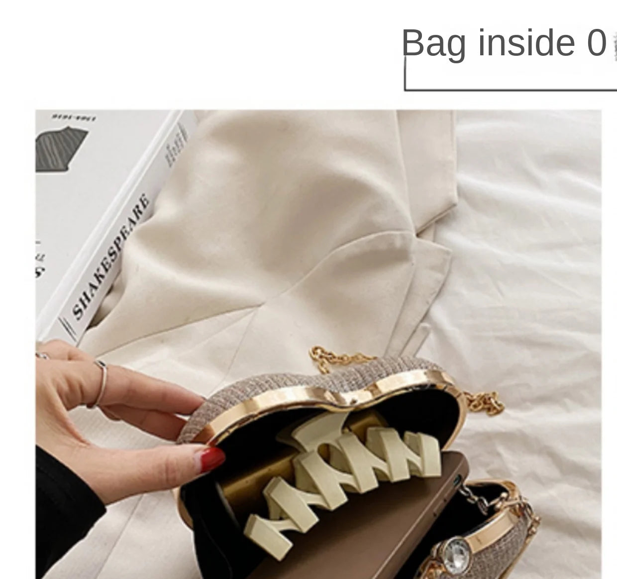 Heart-Shaped Evening Clutch Bag with Chain Strap