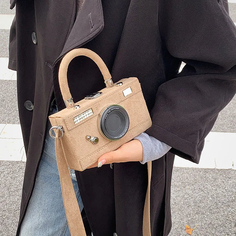 2023 New Women Personalized Fashion Camera Shape Clutch Ladies Casual Mini Crossbody Bag Small Shoulder Bag Purse