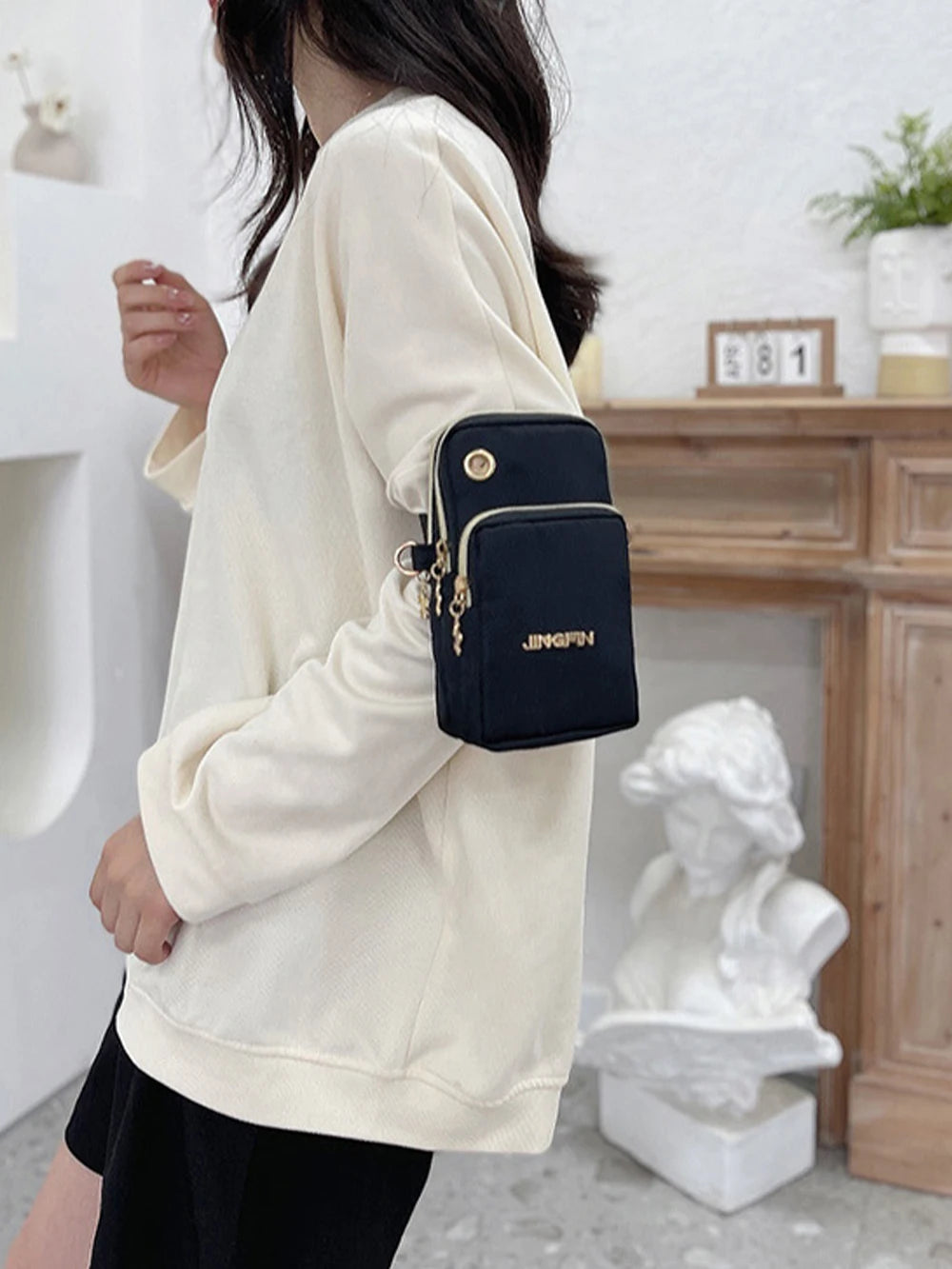 Women’s Oxford Phone Crossbody Bag