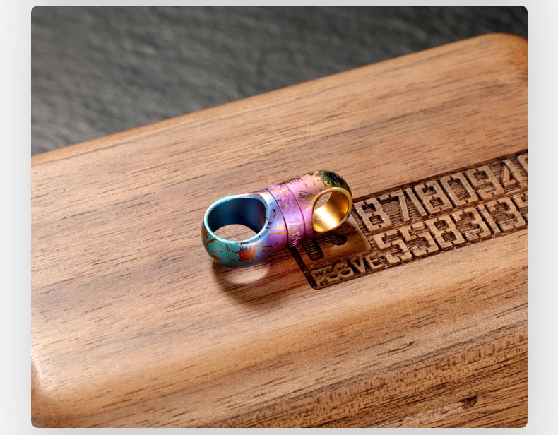 360° Rotating Titanium Keychain Clip