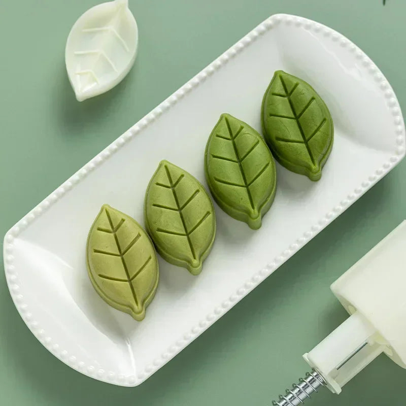 30g Mooncake Mold Plastic Pastry Press Tool