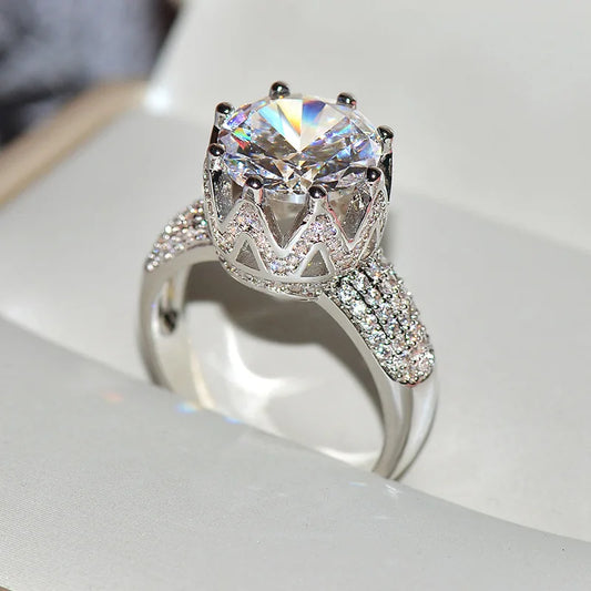 Silver-Plated Flower Cubic Zirconia Ring
