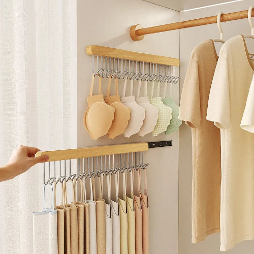 Retractable Wooden Wall Hanger