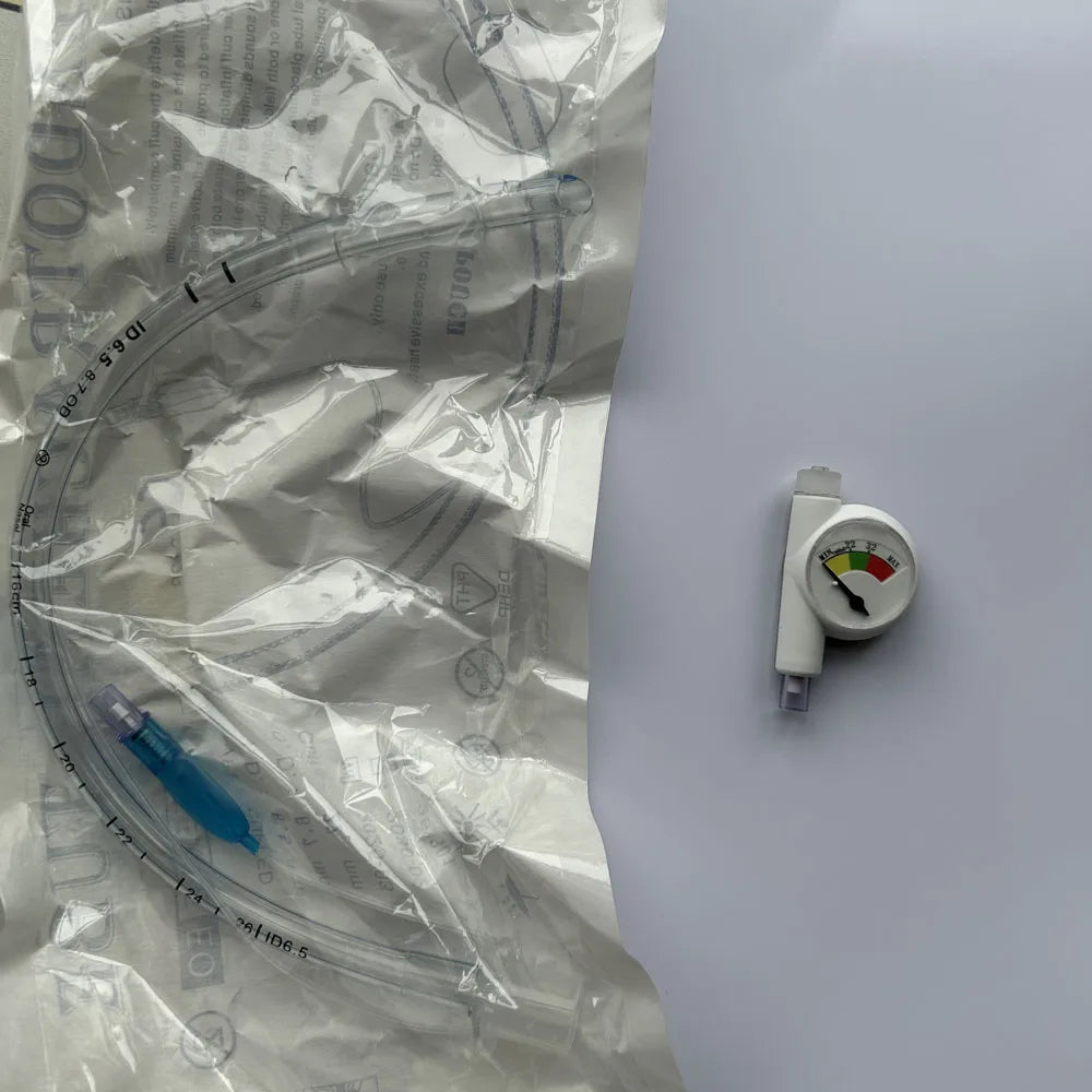 Endotracheal Tube Cuff Pressure Gauge for Veterinary Intubation