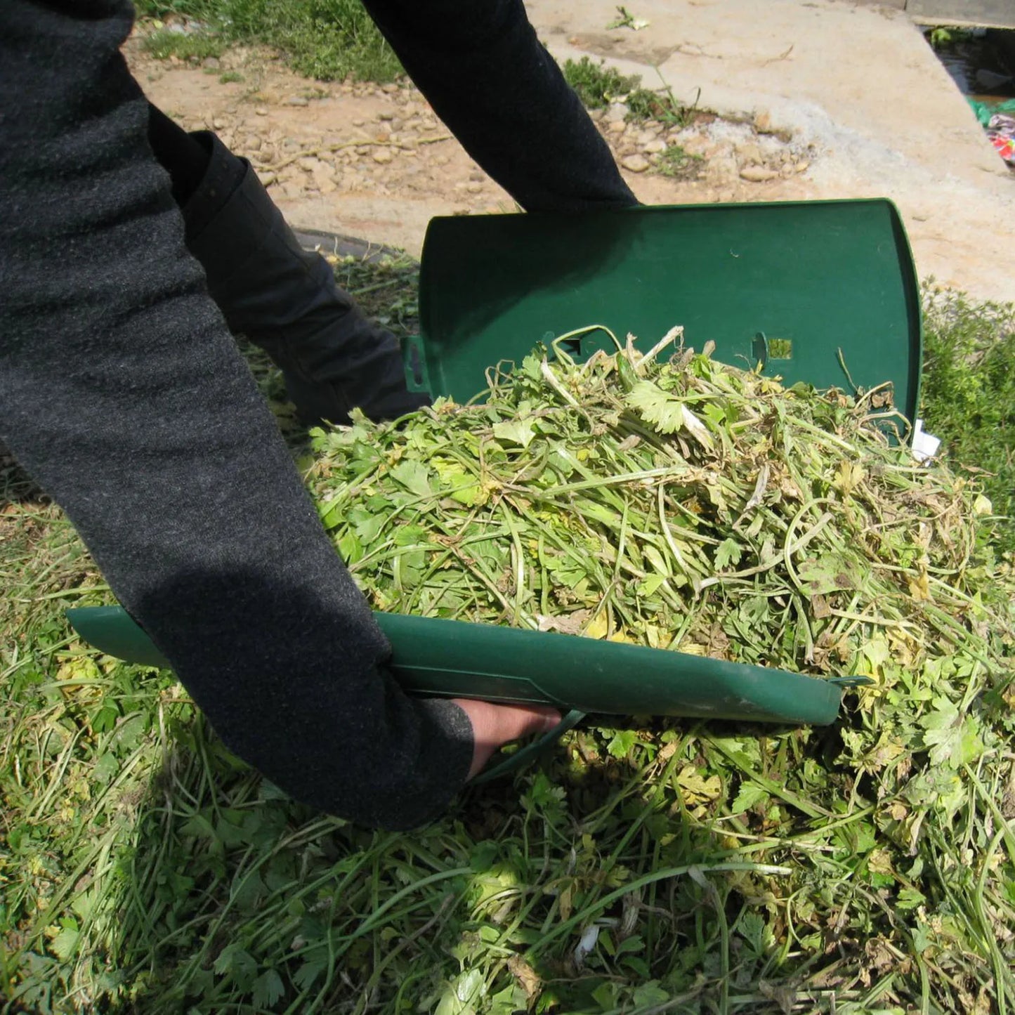 1 Pair Leaf  Hand Rake Garden Collector