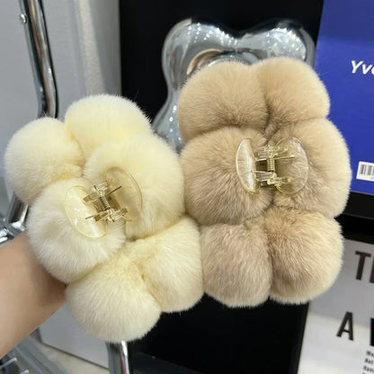Women’s Furry Hair Claw Clip
