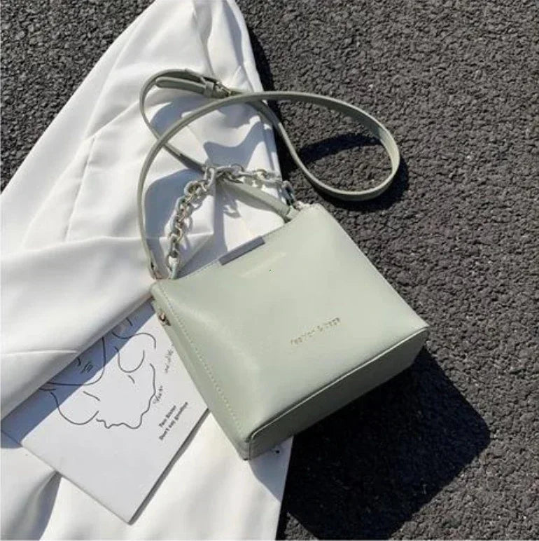 Minimalist Chain Bucket Crossbody Bag