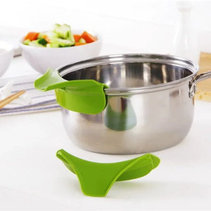 Kitchen Pot Spill Guard Tool