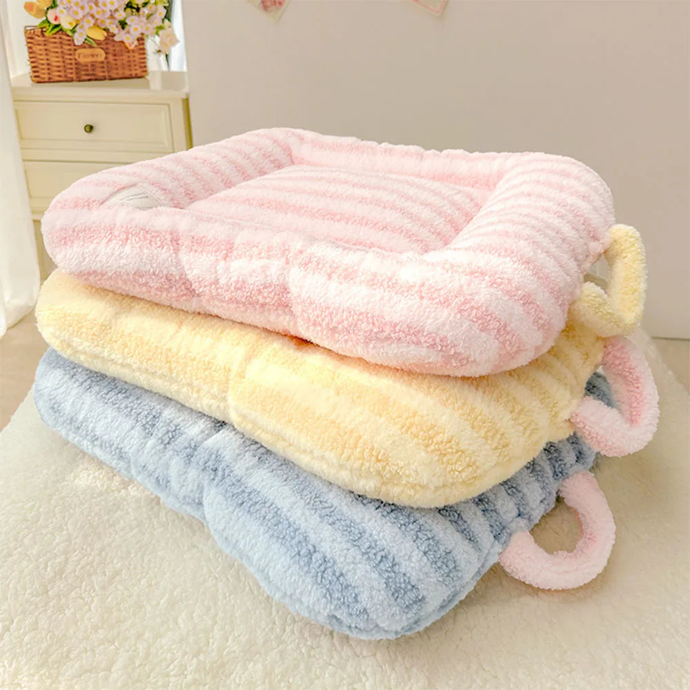 Soft Plush Oval Cat & Dog Bed Pad