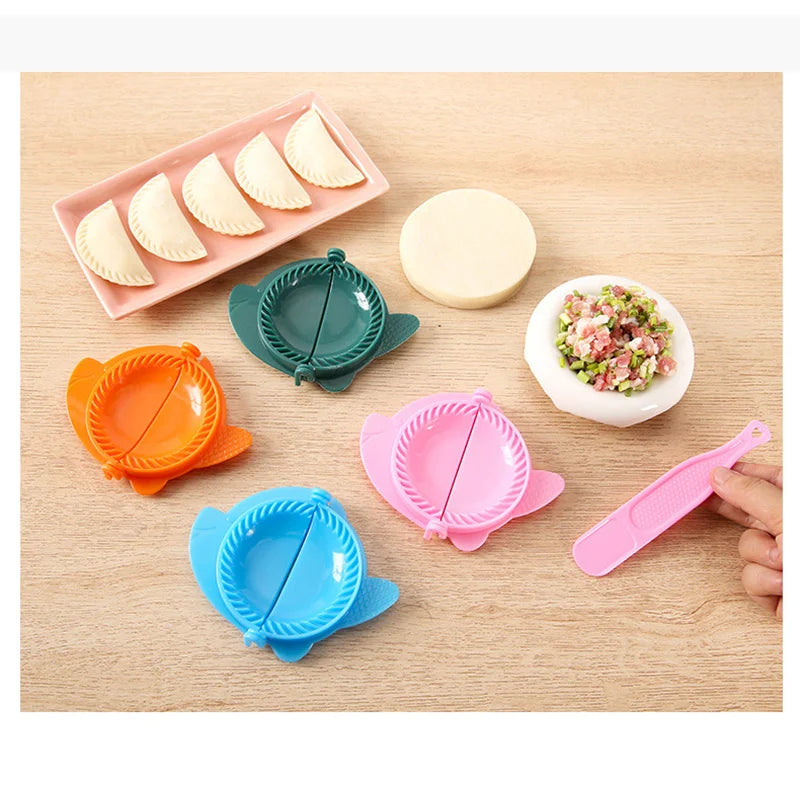 Plastic Dumplings Maker