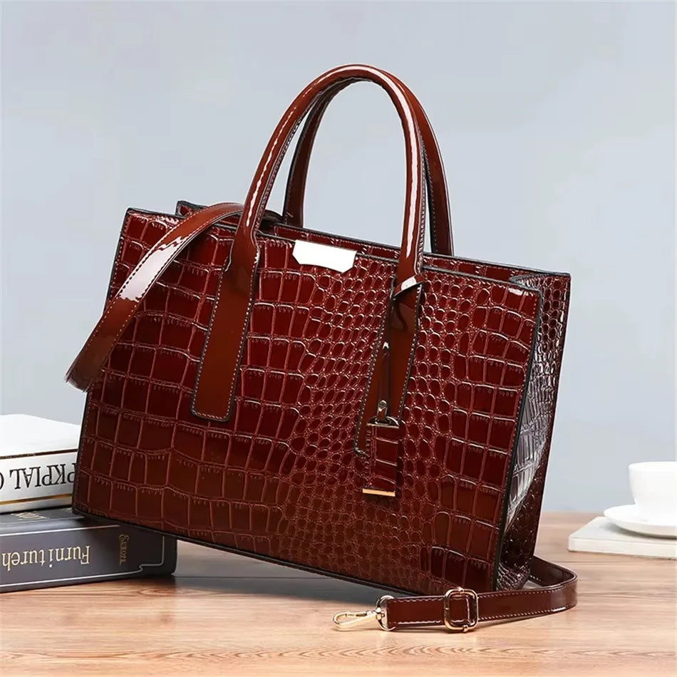 Large Capacity Women’s Leather Tote Handbag