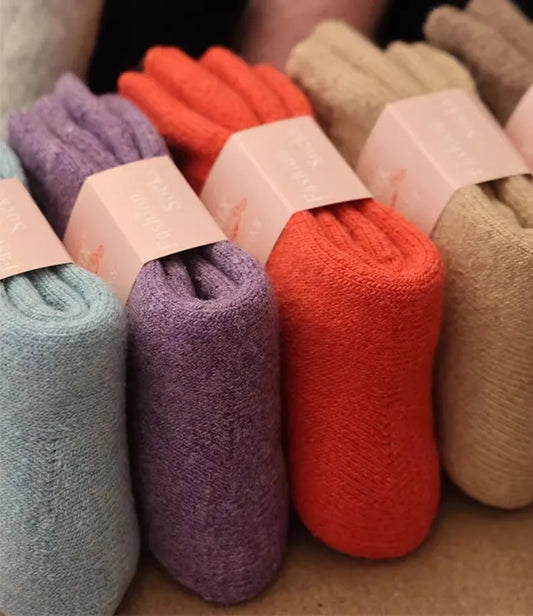 4 Pairs Winter Thermal Wool Socks