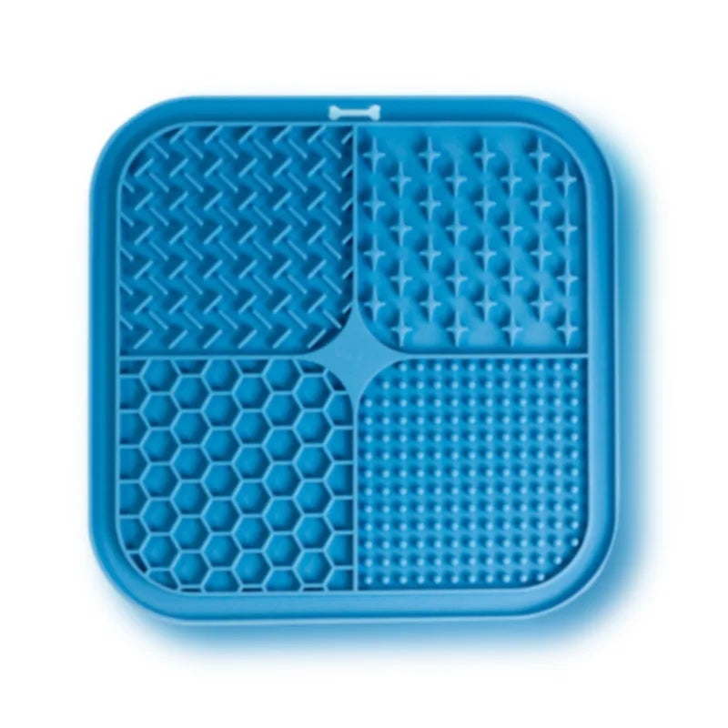 Silicone Pet Licking Mat Slow Feeder with Suction Cups