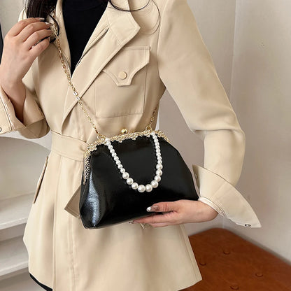 Luxury Pearl Chain Minaudière Shoulder Bag